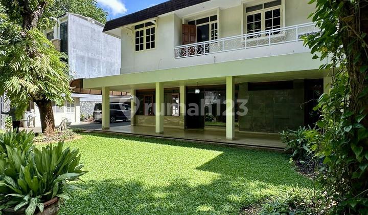 Nice House in Daksa Selong Kebayoran Baru Near Gunawarman 1