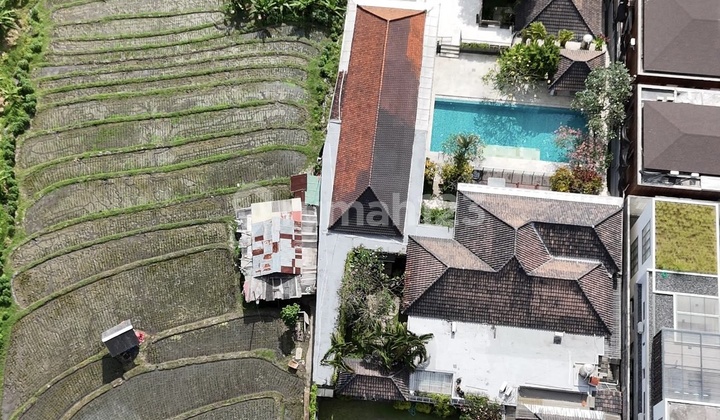Vila Di Canggu Bali 2000 M² Shm