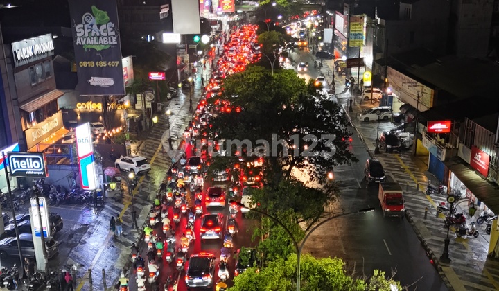 Land on Margonda Raya Depok 660.0 m² Certificate of Ownership Land on Margonda Raya Depok 660.0 m² Certificate of Ownership