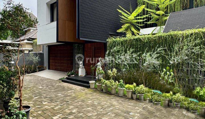  Rumah Baru di Brawijaya, Kebayoran Baru Furnished