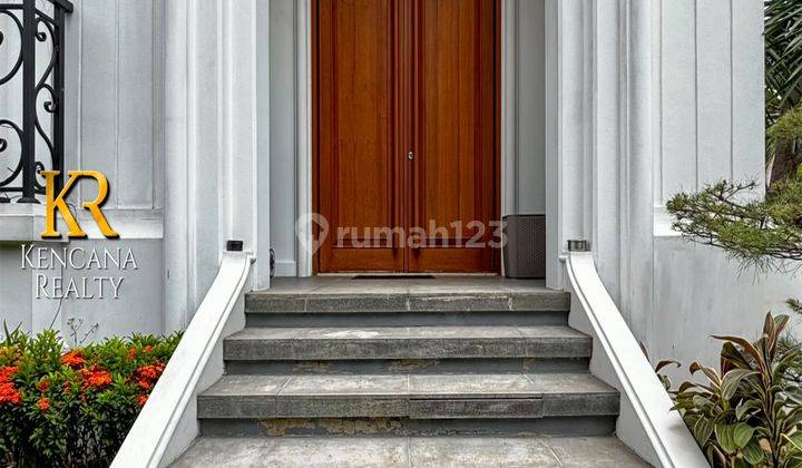  Rumah di Senopati Gunawarman, Kebayoran Baru Bagus 3 Lantai Semi Furnished 2