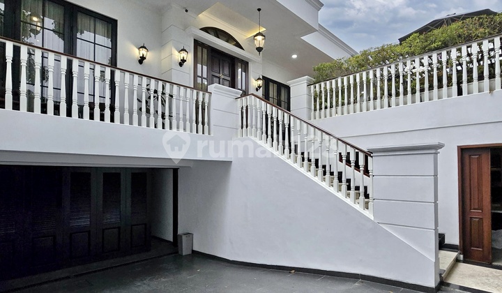 Nice House in Kebayoran Baru 1