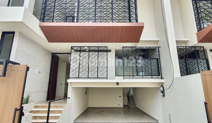 Rumah 3 Lantai di Kemang, Jakarta Selatan 2