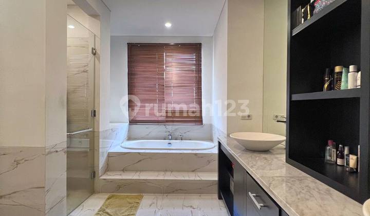 Rumah Bagus Di Kemang Townhouse Bebas Banjir 2