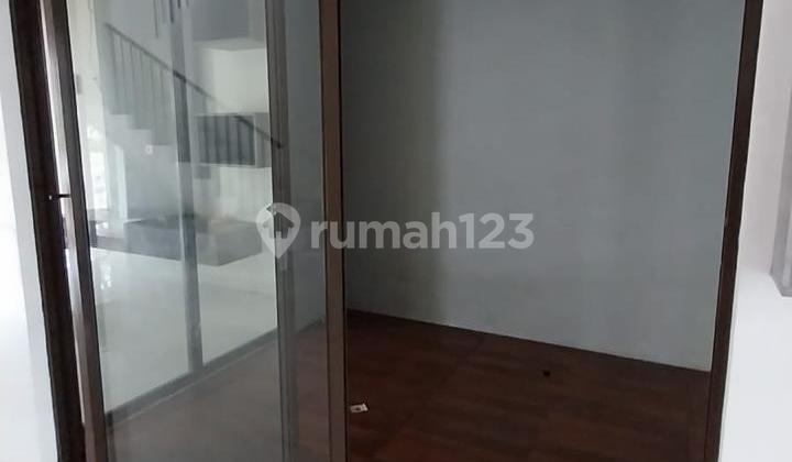 Beautiful House Great Location BSD City Provence Parkland Complex. 2