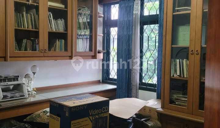Rumah Tanah Besar di Giri Loka Bsd Lokasi Bagus 2