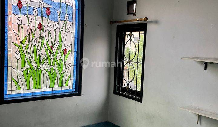 Rumah cantik 2 lantai anggrek loka SHM 5