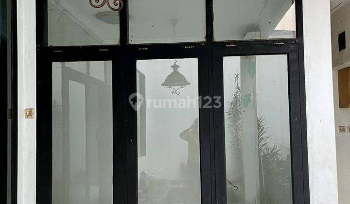 Rumah cantik 2 lantai anggrek loka SHM 10