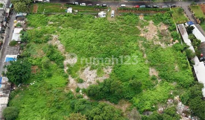 Tanah Komersial.di Kebon Jeruk Jakarta Barat