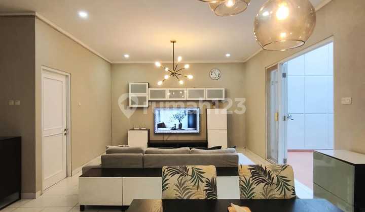 Rumah Cantik Sevilla Bsd Furnished Siap Huni Lokasi Bagus 2
