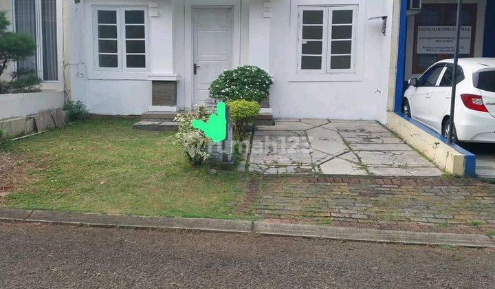 Rumah Cantik Depan Taman Murah Di Delatinos 1