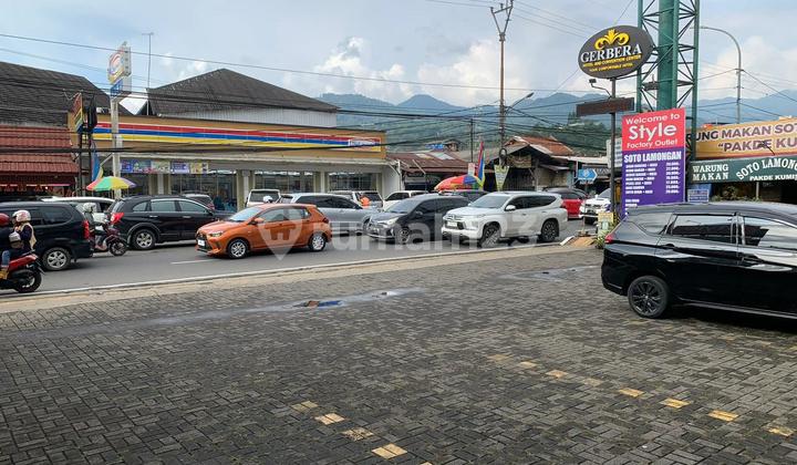 Tanah dan Bangunan Komersial di Jalan Raya Puncak