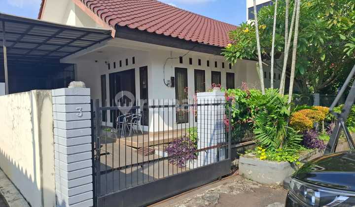 Beautiful House in Fatmawati Strategic Location Quick Sale 2