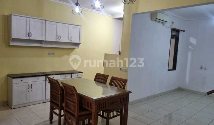 Ready-to-Occupy House for Rent at a Low Price in a Good Location Ready-to-Occupy House for Rent at a Low Price in a Good Location