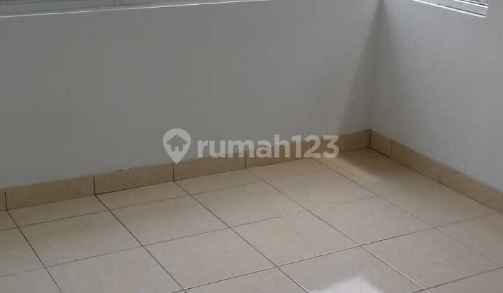 Ready-to-Occupy Rental House In Delatinos BSD House Ready-to-Occupy Rental House In Delatinos BSD House