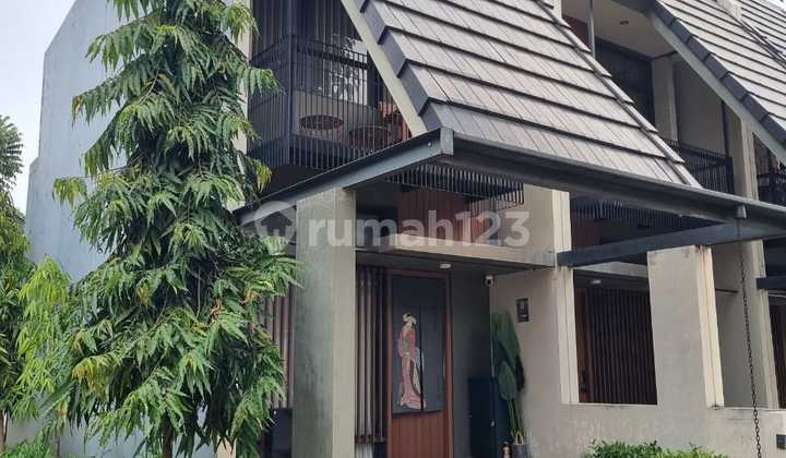 Rumah Cantik Furnished di Fleekhause BSD Bebas Biaya IPL