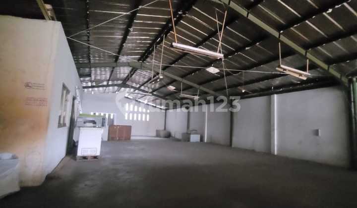 Serious Sale of Technology Park Warehouse at Attractive Prices Serious Sale of Technology Park Warehouse at Attractive Prices