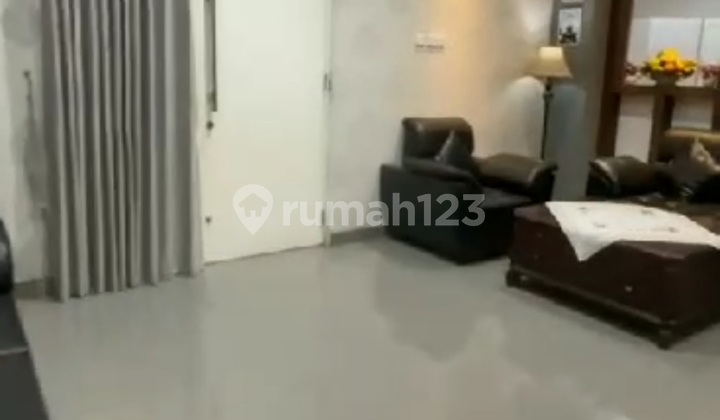 Rumah di Kebayoran Bintaro Sektor 7 Bagus -id