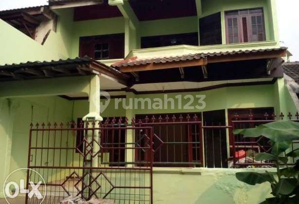 Dijual Rumah di Villa Bintaro Indah Bagus