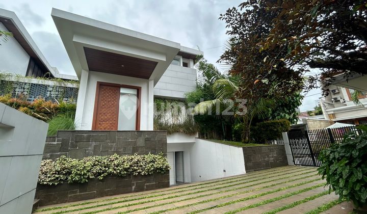 Rumah Tropical Modern Minimalis Di Pondok Indah -nrl 1