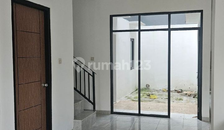 Beautiful House Ready to Occupy in Nusa Loka BSD City -nrl 2