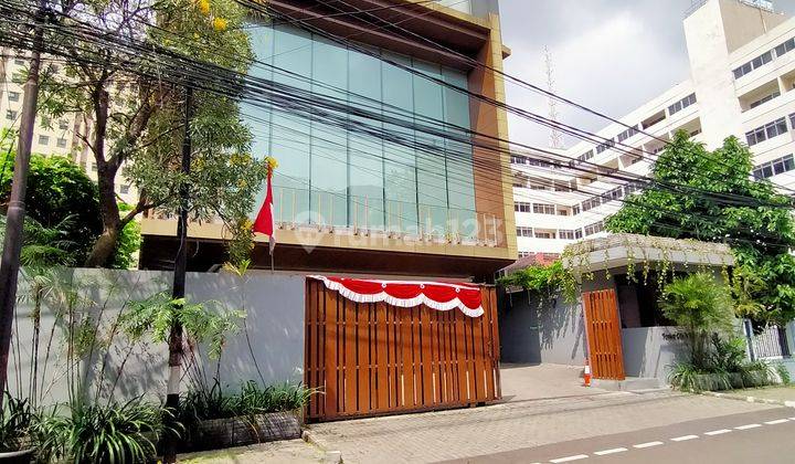 Gedung 6lt murah strategis kawasan elit Gondangdia Menteng paling hot  2