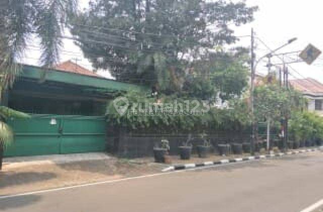 Rumah tua harga miring kawasan elit lt 766mtr jaln Tegal Menteng Jakarta pusat  2