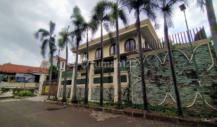 Rumah asri harga jatuh lagih intercon jarang ada lt 478mtr Jakarta barat  2