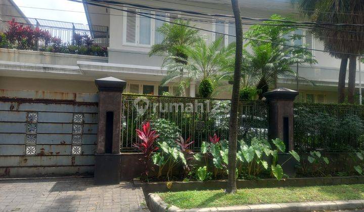 Rumah harga miring martimbang dkt SCBD depan taman Kebayoran baru SHM Jakarta Selatan  2