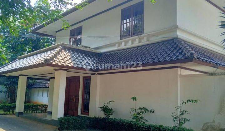 Rumah elit harga miring lt 1.361mtr Sriwijaya SHM  2