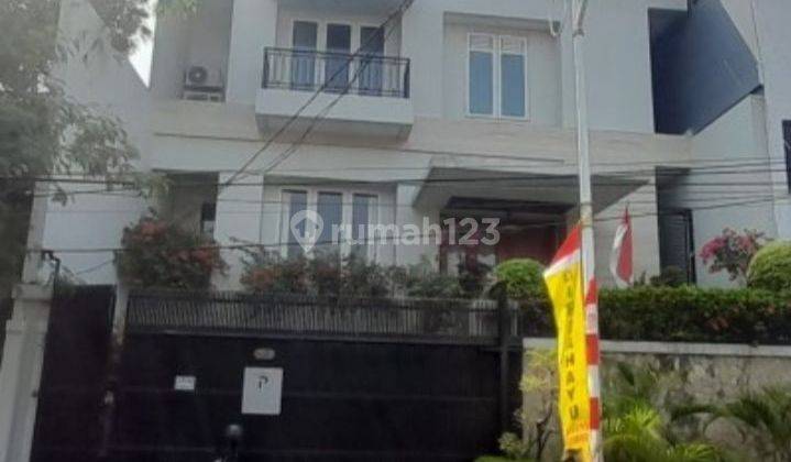 Rumah mewah harga miring jln Garuda Kemanggisan Jakarta Barat jarang ada  1