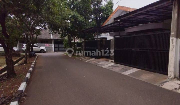 Rumah Hoek asri harga miring SHM taman Alfa indah jarang ada Jakarta Selatan  2