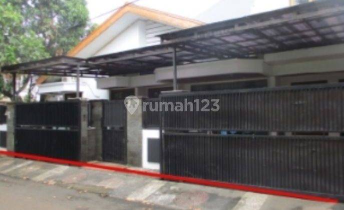 Rumah Hoek dekat Tama SHM harga miring Taman Alfa indah jakarta selatan  2