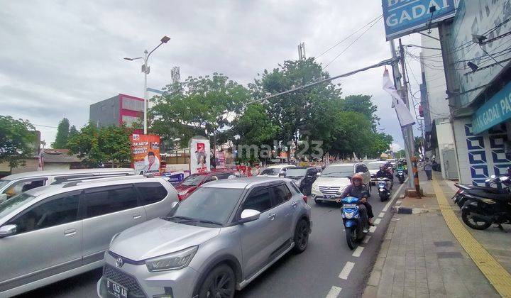 Gudang + Cafe penghasil dollar jln panjang kebon jeruk Jakarta Barat SHM  2