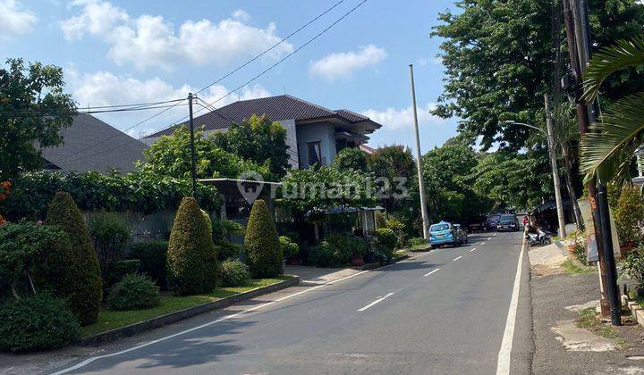 Rumah asri harga miring jarang ada gudang peluru lt 250mtr Jakarta Selatan  2