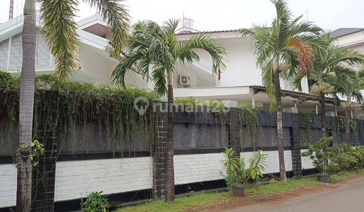 Rumah Hoek lt 547mtr puri indah lokasi bagus asri jarang ada  1