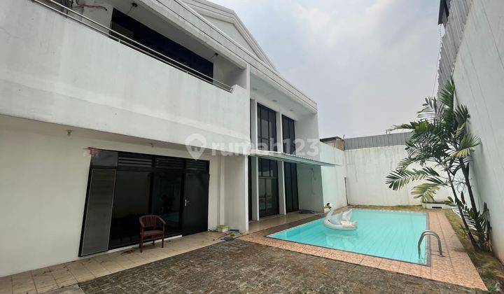 Rumah sewiming pool harga murah lt 738mtr Bangka Kemang Jakarta Selatan  2