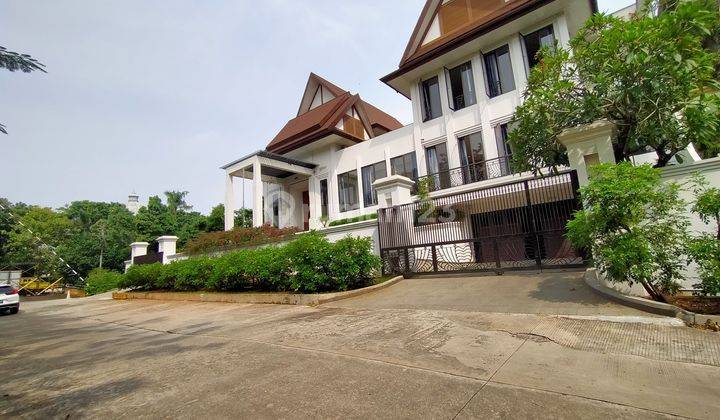 Rumah Hoek swimming pool harga miring lt 1.765mtr Danu Bisma Jakarta Utara SHM  2