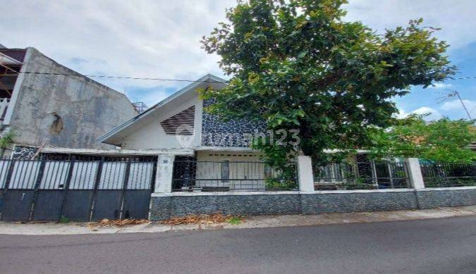 Rumah Tua Di Obral Murah Lt 374mtr Petojo Sabangan Shm Jakarta Pusat 1