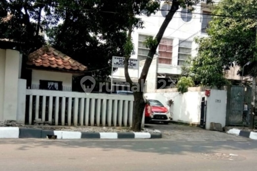 Dollar-Producing Shop House at Bargain Price 318sqm Land Area Pasarmanggis Setiabudi South Jakarta