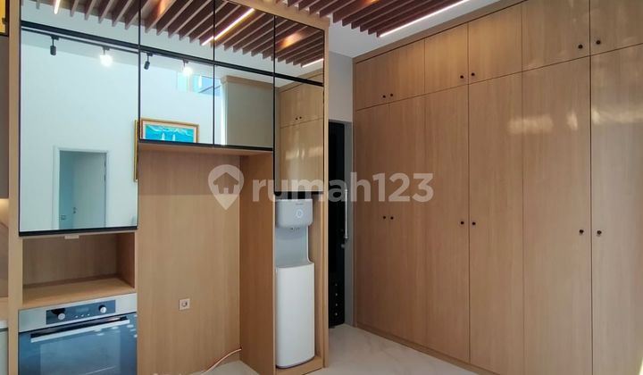 Rumah Mewah Fullfurnis Lt 370mtr Nego Harga Pondok Ranji Tangerang Selatan  2