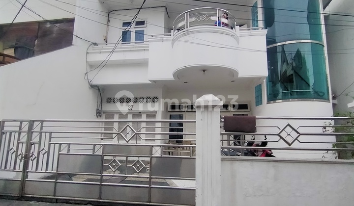 Rumah Harga Miring Lt 221 Mtr Obral Murah Shm Petojo Selatan Jakarta Pusat  2