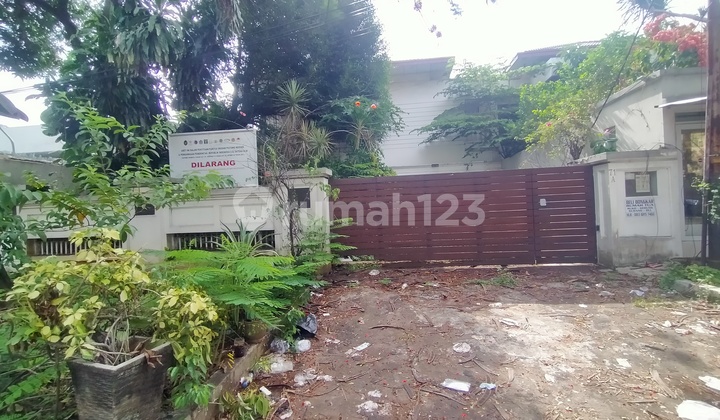 Rumah Tua Harga Miring Lokasi Bagus Simprug Golf Jarang Ada  2