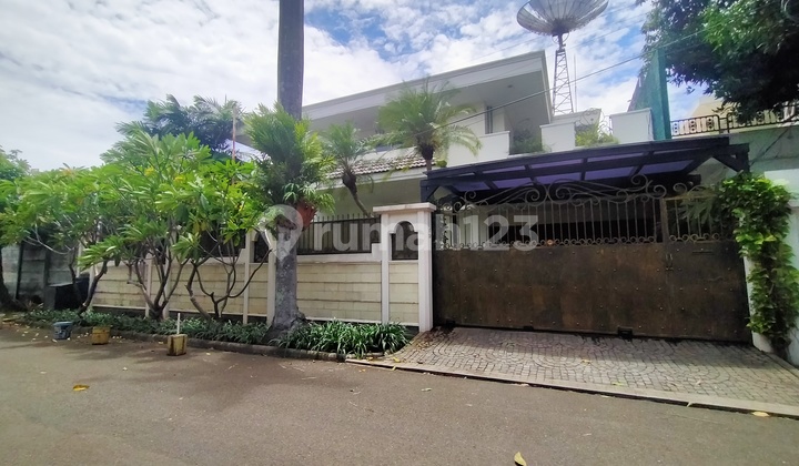 Rumah Mewah Harga Miring Jln Zamrud Permata Hijau Shm Jarang Ada 