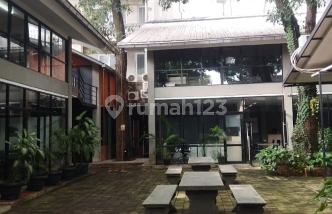Rumah Kantor Lt 1.560mtr Harga Miring Cocok Buat Usaha Pondok Indah Jakarta Selatan Rumah Kantor Lt 1.560mtr Harga Miring Cocok Buat Usaha Pondok Indah Jakarta Selatan