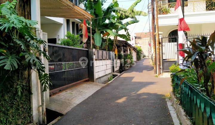 Rumah Dkt Taman Harga Murah SHM Jln Anggrek Nelimurni Jakarta Barat  2