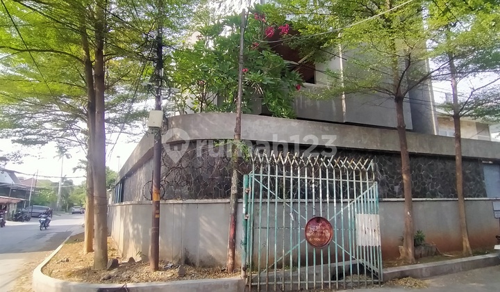 Rumah Hoek Harga Miring Duri Kepa Jarang Ada Jakarta Barat  1