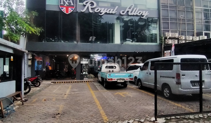 3-Story Showroom Affordable Price 389sqm Land Kebon Jeruk West Jakarta