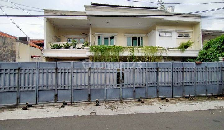 Rumah Bagus Harga Miring Lt 360mtr Kebon Baru Jakarta Selatan  1