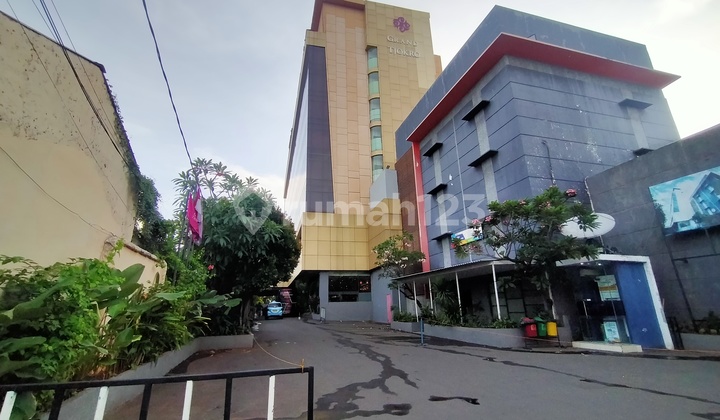 Hotel Megah 146kamar Swiming Pool Murah Tanjung Duren Jakarta Barat 